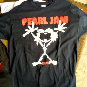Pearl Jam Alive”1st Album Ten” Shirt featuring “StickMan”& the Album SongList XL